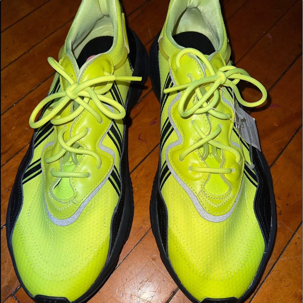 Ozweego Adidas Sneakers